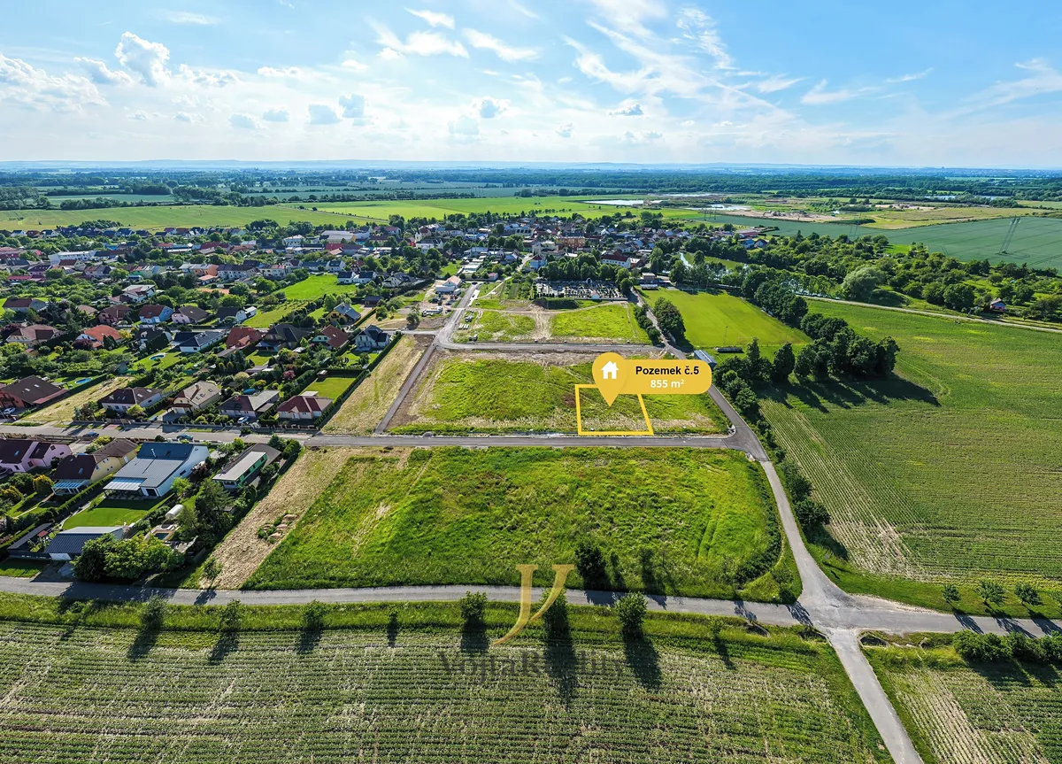 Prodej stavebního pozemku 855 m²